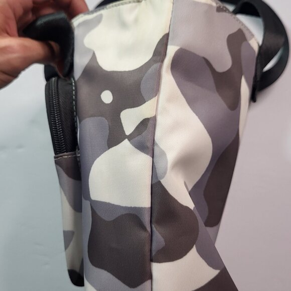 Nautica Satchel Bag Black and White Camo - Picture 8 of 12